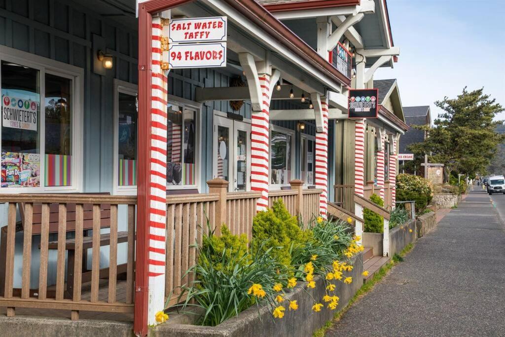 Cannon Beach Vibes, Steps To The Beach,Wifi,3 Full Bedroom En Suites With 3 Fireplaces,Near Downtown Exterior foto